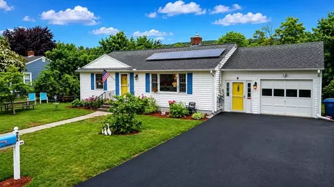 22 Woodside Ave, Leominster, MA 01453