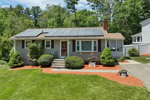 38 Dexter Ave, Dracut, MA 01826