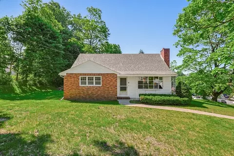 24 Cherry St, Spencer, MA 01562 photo 2
