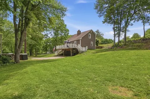 Exterior - 55 Century Farm Rd, Sutton, MA 01590 photo 2 of 3