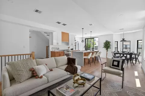 37 Kingston St #B, Somerville, MA 02144