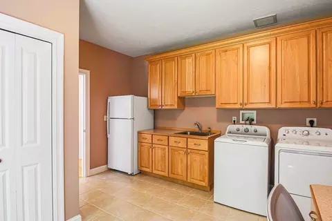 17 Dudley Rd, Mendon, MA 01756 photo 22