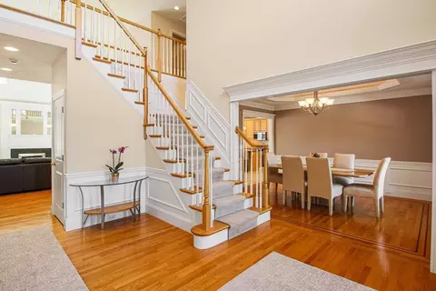 17 Dudley Rd, Mendon, MA 01756 photo 9