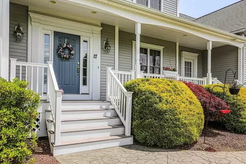 17 Dudley Rd, Mendon, MA 01756 photo 7