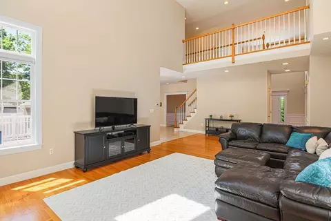 17 Dudley Rd, Mendon, MA 01756 photo 19