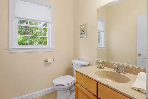 17 Dudley Rd, Mendon, MA 01756 photo 24