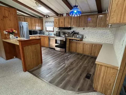 30 Earl Dr, Athol, MA 01331 photo 6