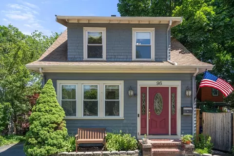 96 Beech St, Roslindale, MA 02131