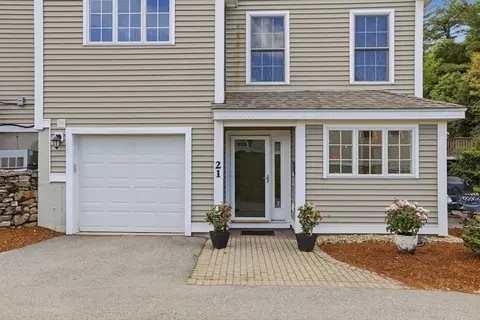21 Sandstone Rd #21, Westford, MA 01886
