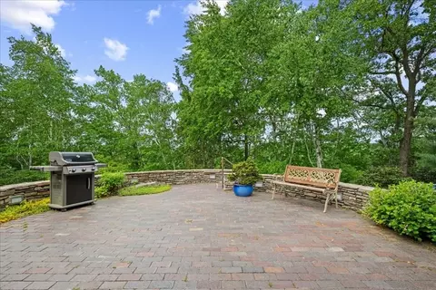 45 Hickory Dr, Worcester, MA 01609 photo 29