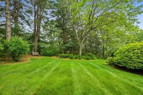 45 Hickory Dr, Worcester, MA 01609 photo 38