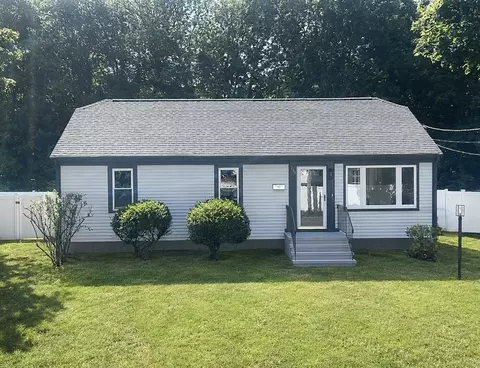 289 Commercial St, Whitman, MA 02382