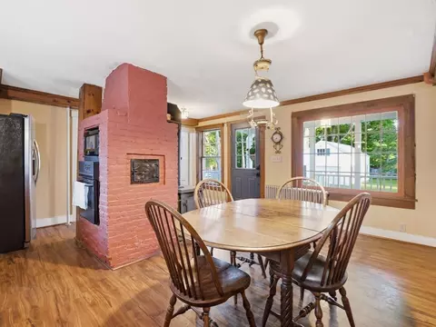 Dining - 834 Pleasant St, Athol, MA 01331 photo 4 of 6