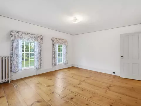 Bedroom - 834 Pleasant St, Athol, MA 01331 photo 5 of 8
