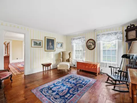 Living - 834 Pleasant St, Athol, MA 01331 photo 2 of 3