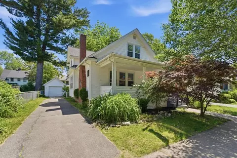 47 Thorndyke St, Springfield, MA 01118
