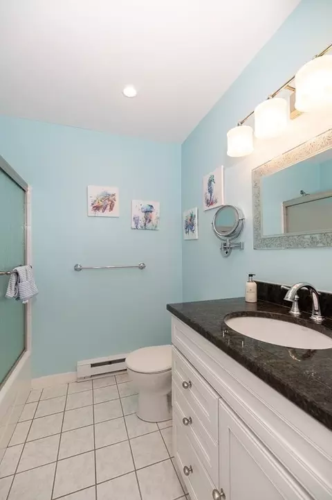 Bath - 5 Pirates Ln #11, Gloucester, MA 01930 photo 1 of 2