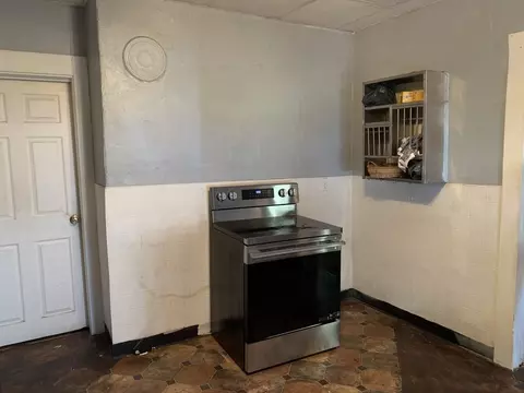 Entry Way - 57 E Central St, Worcester, MA 01605 photo 1 of 2