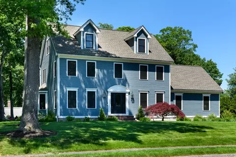 21 Round Table Rd, Shrewsbury, MA 01545