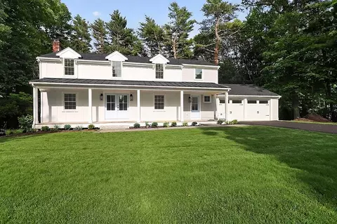 15 Pioneer Rd, Hingham, MA 02043