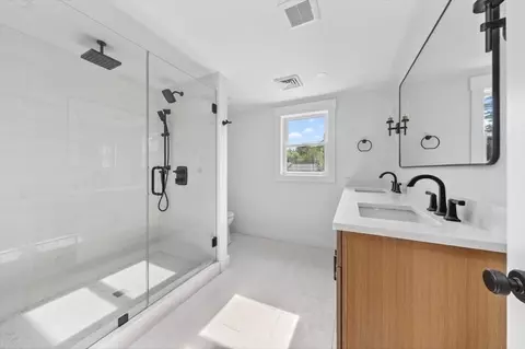Bath - 15 Pioneer Rd, Hingham, MA 02043 photo 2 of 2