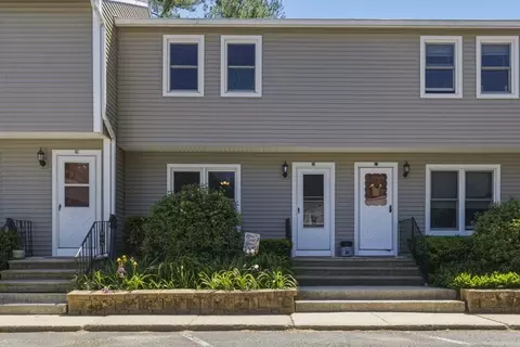 1430 Russell Rd #28, Westfield, MA 01085