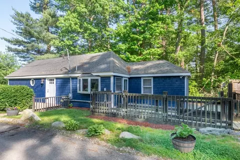 254 Lakeside Rd, Hanson, MA 02341