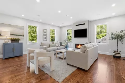 Living - 131 Maple St, Scituate, MA 02066 photo 2 of 2