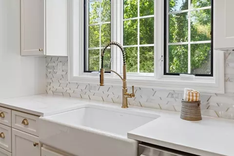 Kitchen - 131 Maple St, Scituate, MA 02066 photo 2 of 5