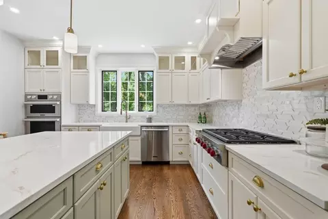 Kitchen - 131 Maple St, Scituate, MA 02066 photo 5 of 5