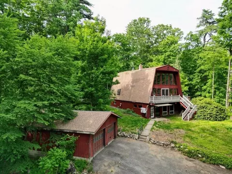 327 Long Plain Rd, Leverett, MA 01054