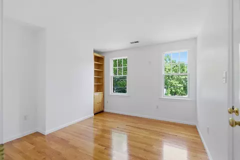 Bedroom - 81 Parish Rd, Needham, MA 02494 photo 1 of 6