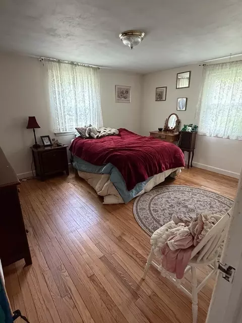 Bedroom - 40 Aldrew Ter, Springfield, MA 01119 photo 1 of 2