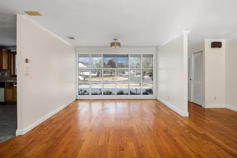 Living - 5 Richard Rd, Hingham, MA 02043 photo 1 of 2