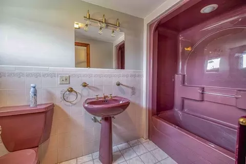 Bath - 36 Mcgowan St, Fall River, MA 02723 photo 1 of 3