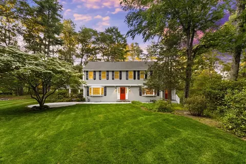 18 Isaac Davis Rd, Concord, MA 01742