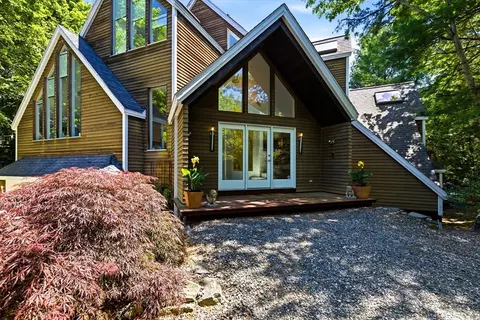 51 Deer Path #51, Hudson, MA 01749