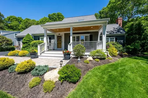 80 Holder Ln, Barnstable, MA 02668 photo 2