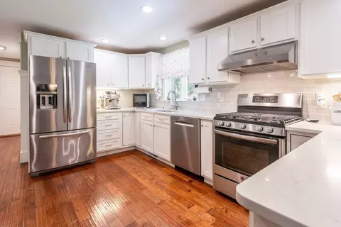 80 Holder Ln, Barnstable, MA 02668 photo 9