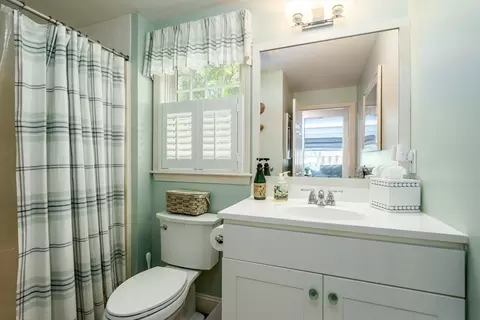 80 Holder Ln, Barnstable, MA 02668 photo 15
