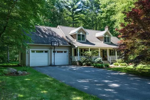 18 Fort Hill Rd, Haydenville, MA 01039