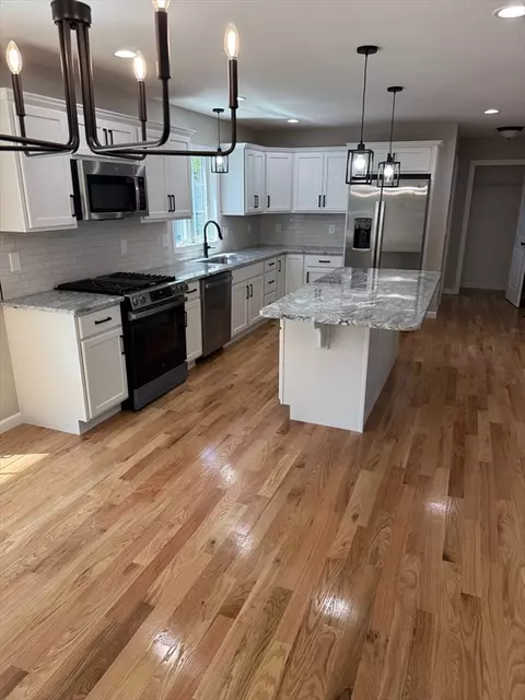 Kitchen - 147 Parkerview St, Springfield, MA 01119 photo 2 of 3