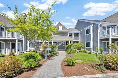 102 Fletcher Ln #N, Brewster, MA 02631