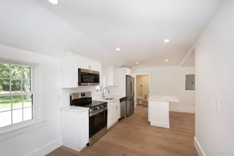 Kitchen - 215 Gardner St, Hingham, MA 02043 photo 1 of 7