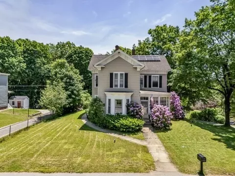 56 Cherry St, Spencer, MA 01562