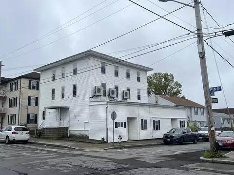 1017 Pine St, Fall River, MA 02723
