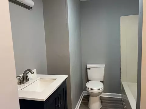 Bath - 1017 Pine St, Fall River, MA 02723 photo 1 of 5