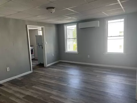 Living - 1017 Pine St, Fall River, MA 02723 photo 4 of 8