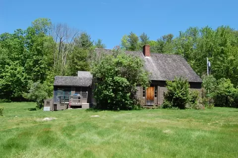 622 Spencer Rd, Oakham, MA 01068