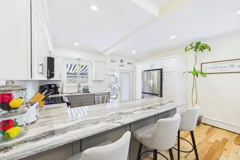 87 Stowe St, Fall River, MA 02720 photo 8